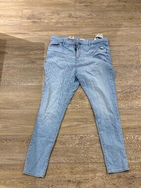 Levi's 721 High Rise Skinny Jeans